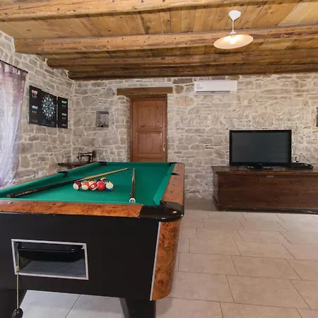 Vakantiehuis I Juricev Kal